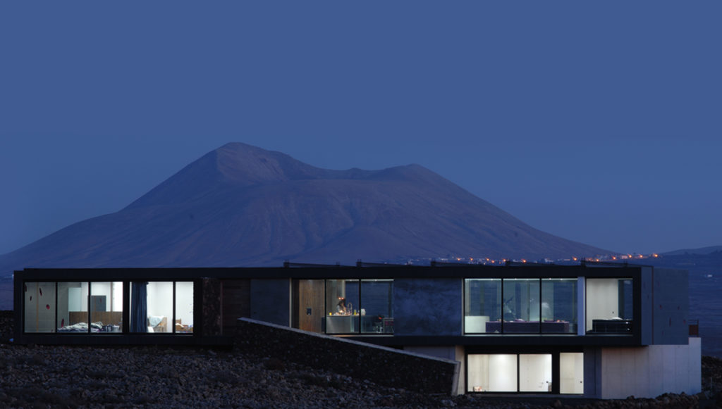 28SIKS volcano house