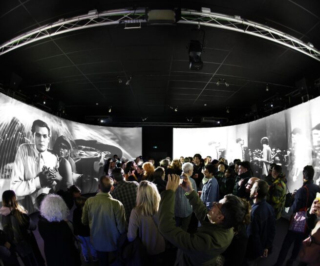 VISUAL PHONIC 360 - METROPOLIS